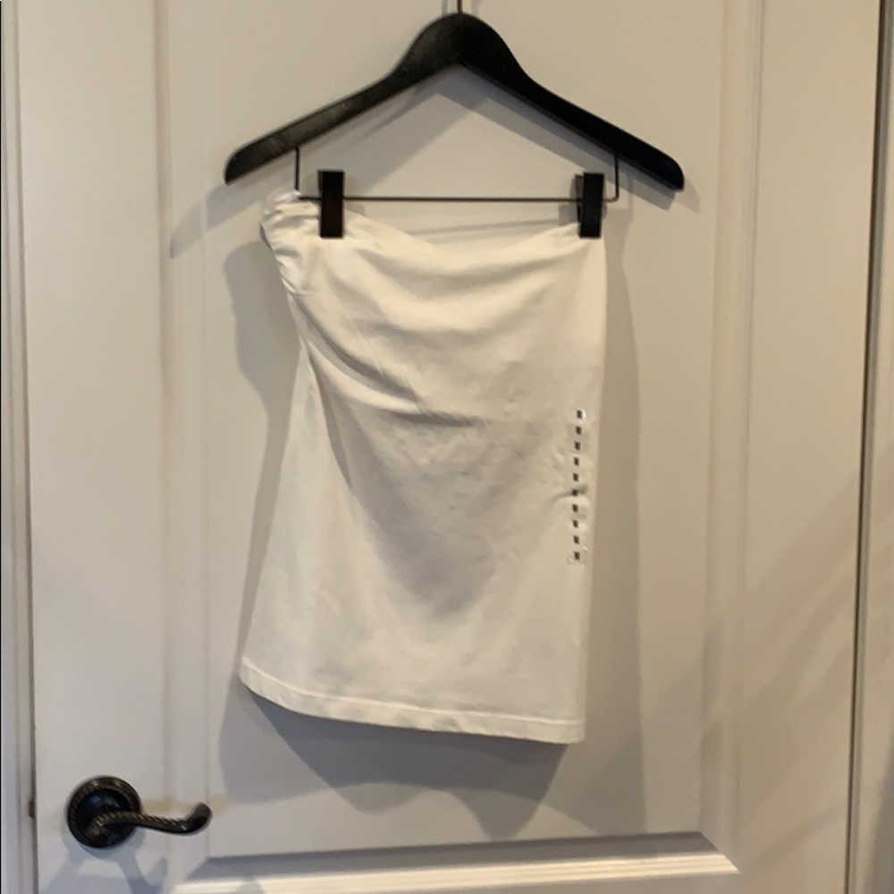 Strapless tank